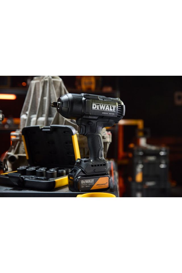 DEWALT X MCLAREN ½” ΜΠΟΥΛΟΝΟΚΛΕΙΔΟ ΥΨΗΛΗΣ ΡΟΠΗΣ 18V XR DCF99MP2T-QW
