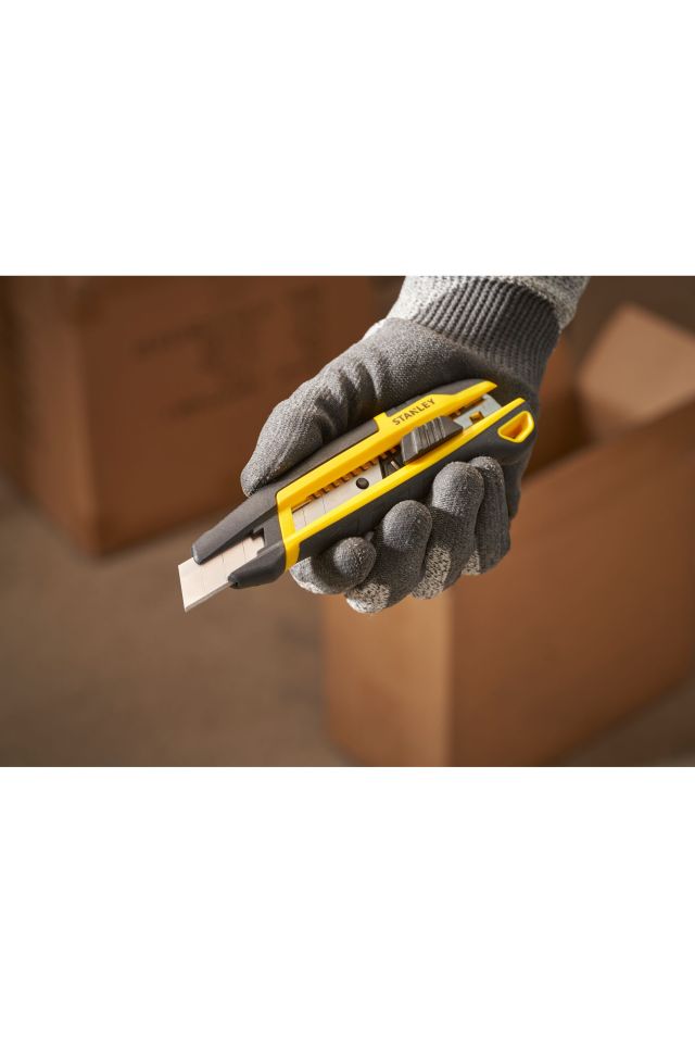 STANLEY ΦΑΛΤΣΕΤΑ QUICK SNAP ΜΕ ΣΠΑΣΤΗ ΛΑΜΑ 18MM STHT10501-0