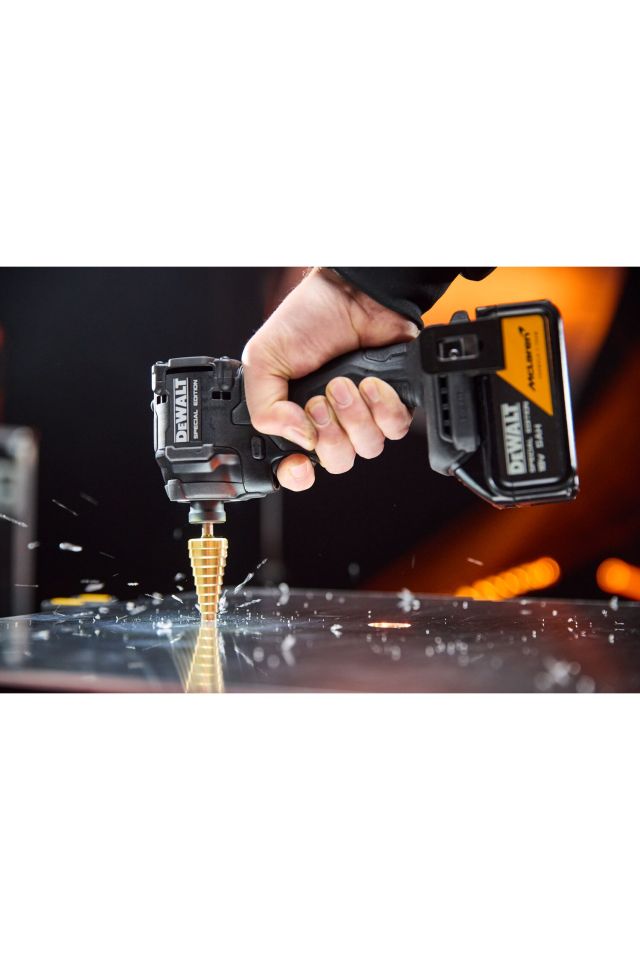 DEWALT X MCLAREN COMBO KIT 18V XR ΚΡΟΥΣΤΙΚΟ ΔΡΑΠΑΝΟ - ΠΑΛΜΙΚΟ ΚΑΤΣΑΒΙΔΙ (2X 5AH) DCK2222MP2T-QW