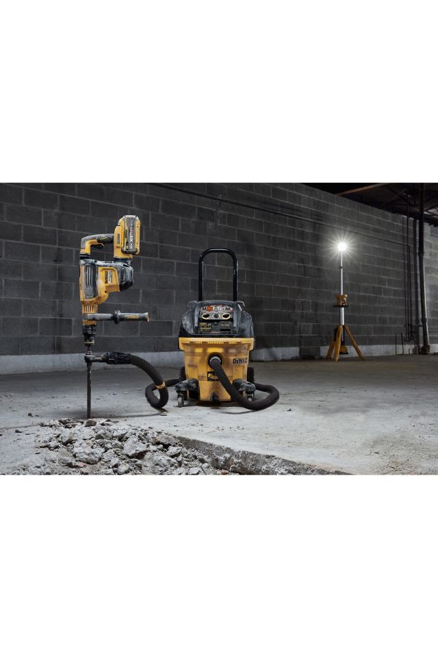 DEWALT ΗΛΕΚΤΡΙΚΗ ΣΚΟΥΠΑ ΥΓΡΩΝ / ΣΤΕΡΕΩΝ ΚΑΤΗΓΟΡΙΑΣ M 1400W DWV905M-QS