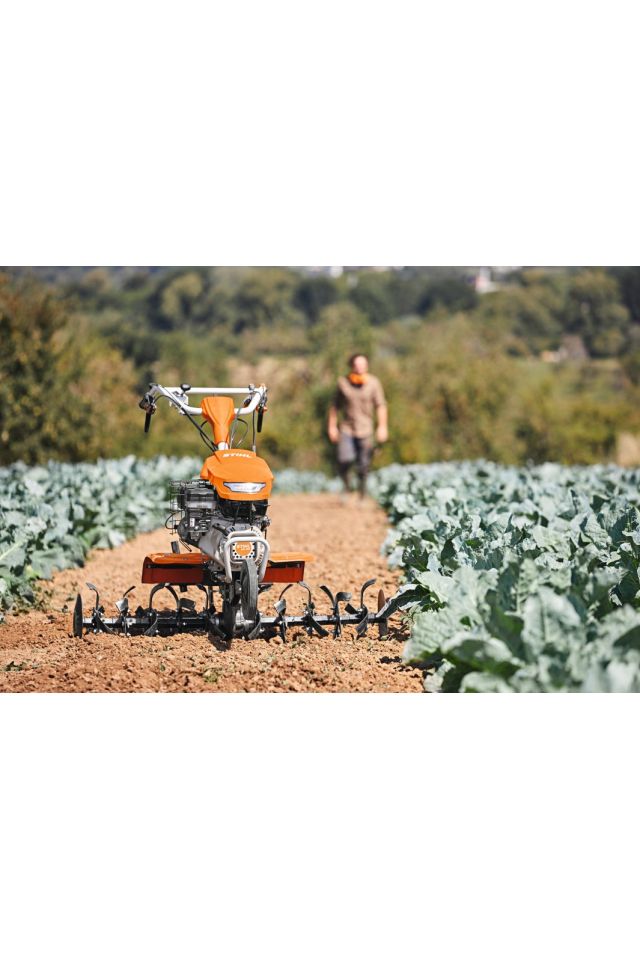 STIHL ΣΚΑΠΤΙΚΟ ΜΗΧΑΝΗΜΑ ΜΕ ΙΣΧΥΡΟ ΚΙΝΗΤΗΡΑ MH 700 