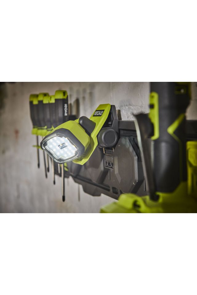 RYOBI CLIP ΕΠΑΝΑΦΟΡΤΙΖΟΜΕΝΟ ΦΩΣ 4V USB, 1000 LUMENS (ΜΟΝΟ ΣΩΜΑ) RLC4-0
